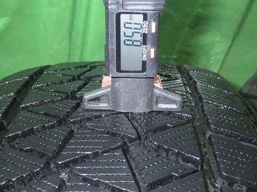 中古】BRIDGESTONE スタッドレス バリ山 ブリヂストン