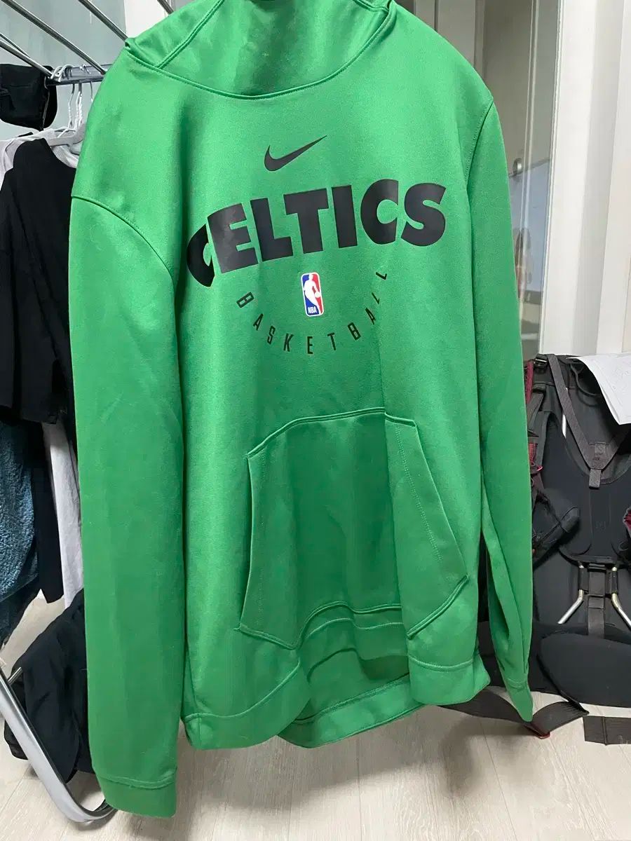 【雷市場（ポンジャン）商品韓国直送】 NIKE(ナイキ) nba セルティックス フード 販売