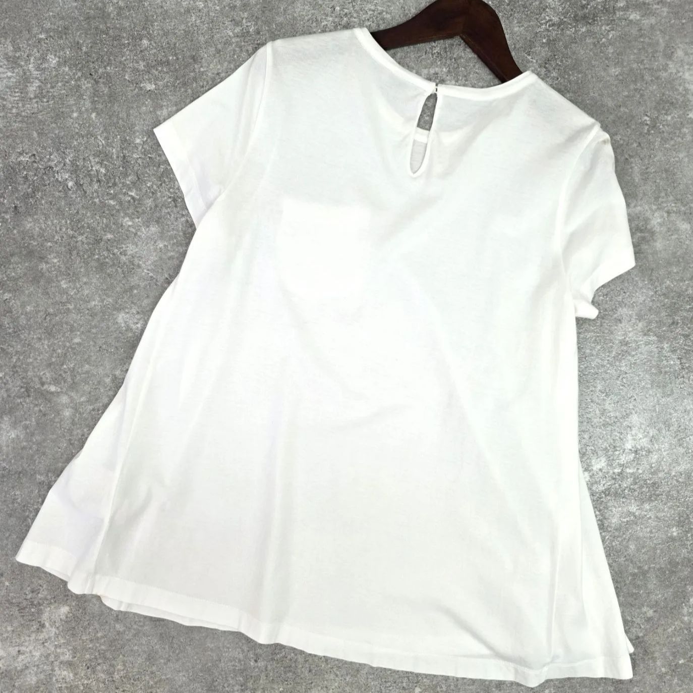 ブルネロクチネリ Tシャツ モニーレ T-shirt with monili for Woman in White | Brunello Cucinelli