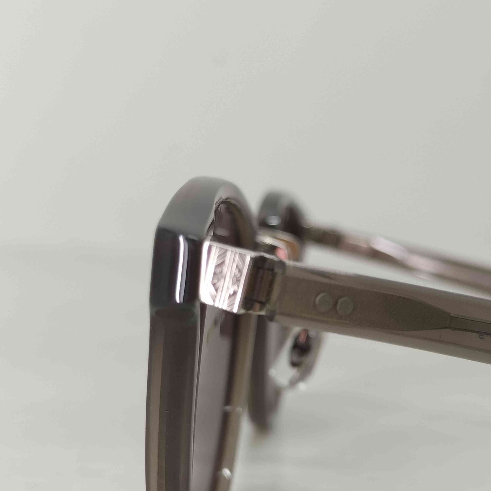 OLIVER PEOPLES(オリバーピープルズ) Dearingディアリング OGRY  メンズ  51□24-145【中古】【ブランド古着バズストア】 オリバーピープルズ OLIVER PEOPLES Dearingディアリング OGRY メンズ