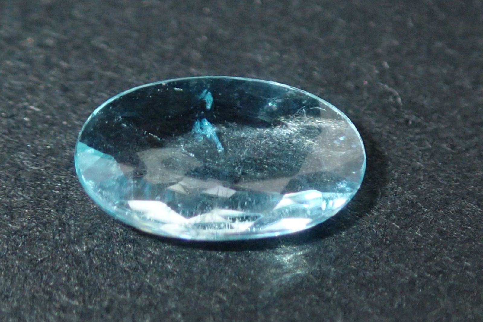 天然パライバトルマリン ルース 0.27ct 約3mm×6mm