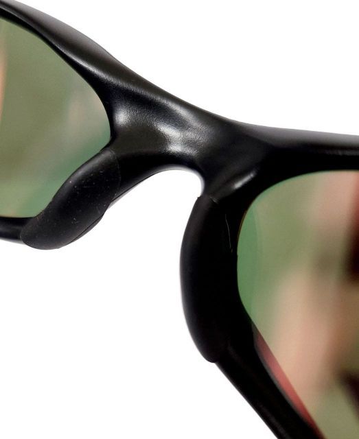 新品同様 廃盤品 オークリー バルブ 1.0 VALVE  初期モデル マットブラック 黒 艶消し シルバー fire Iridium サングラス マットシルバー 新品同様 廃盤品 オークリー バルブ 1.0 VALVE 初期モデル マット