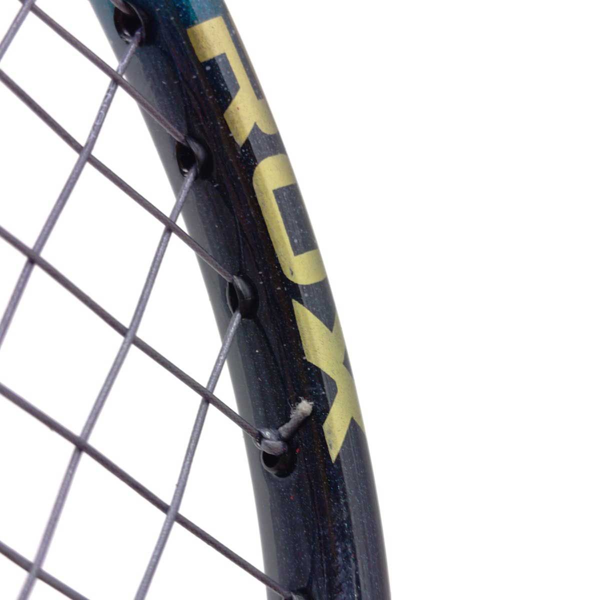 YONEX