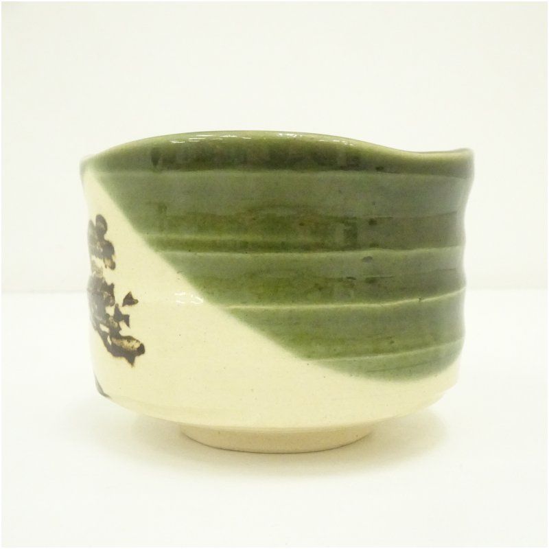 市川染五郎絵付 織部茶碗（共箱） 茶道 抹茶 おしゃれ 抹茶茶碗 抹茶碗