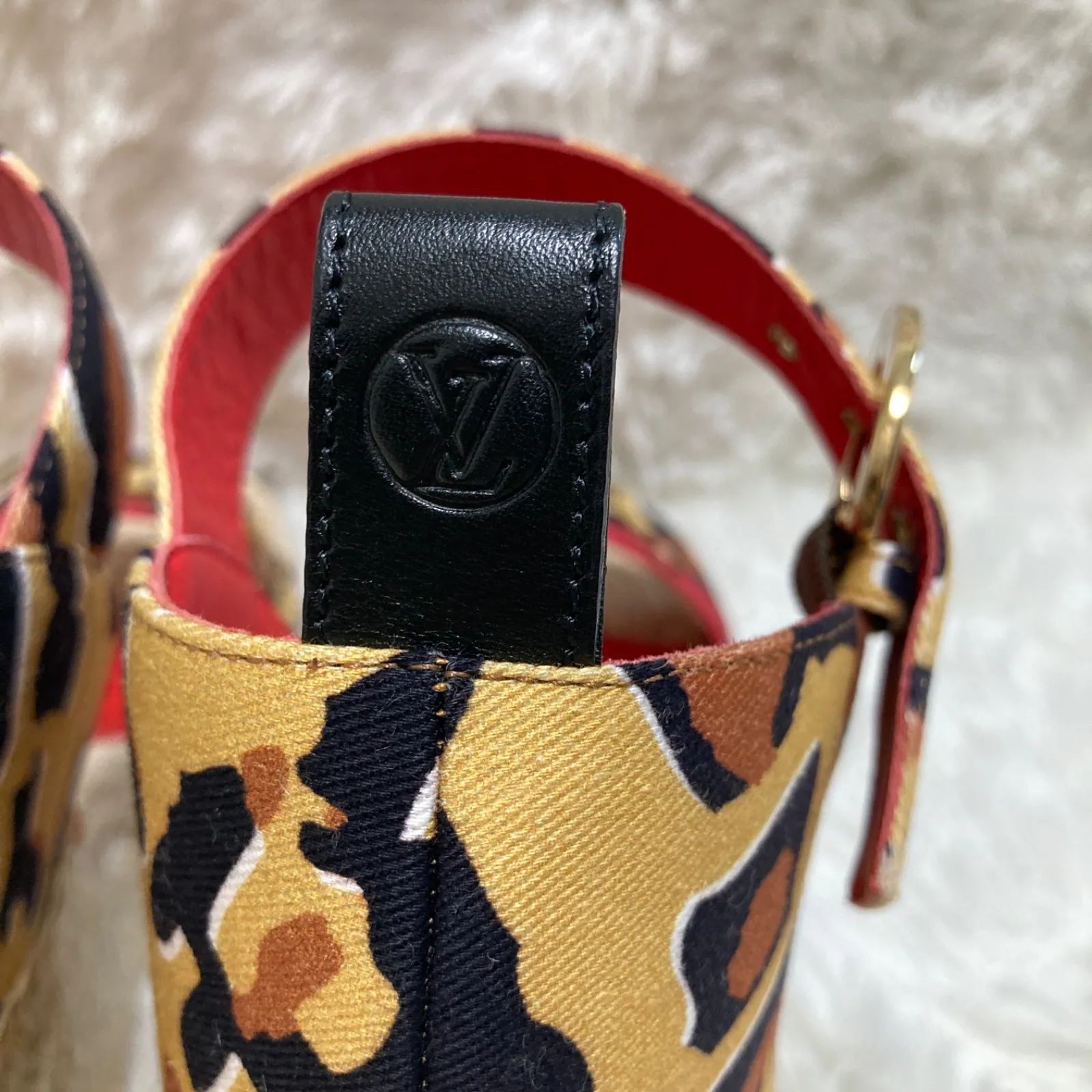 大人気⭐︎LOUIS VUITTON ウェッジソール LOUIS VUITTON ウェッジ