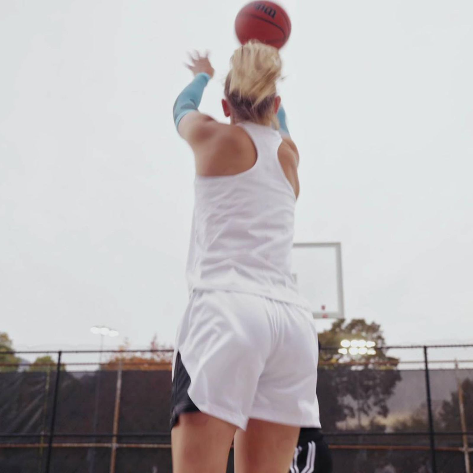 ARM スポーツコンプレッションスリーブ