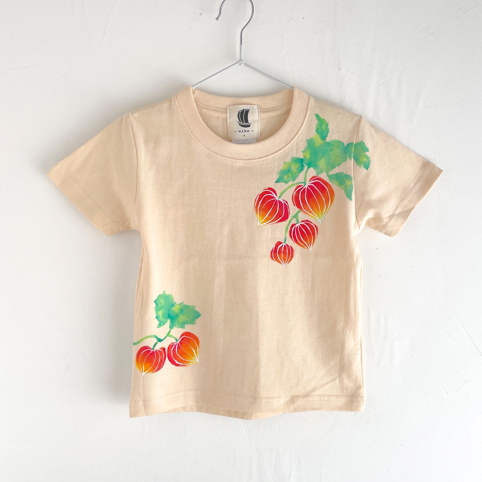 ホオズキ柄Tシャツ キッズ ナチュラル 手描きで描いた赤い鬼灯柄Tシャツ 子供服
