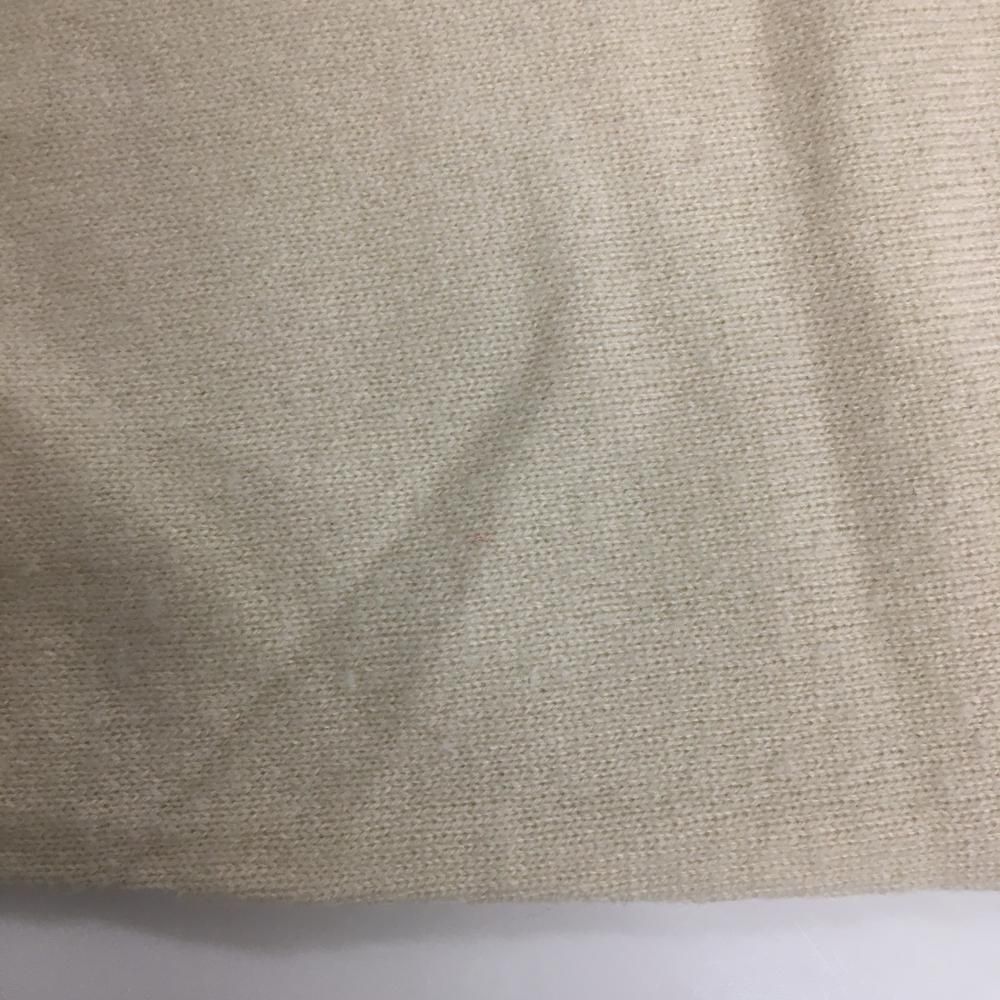 タートルネックセーター アイボリー