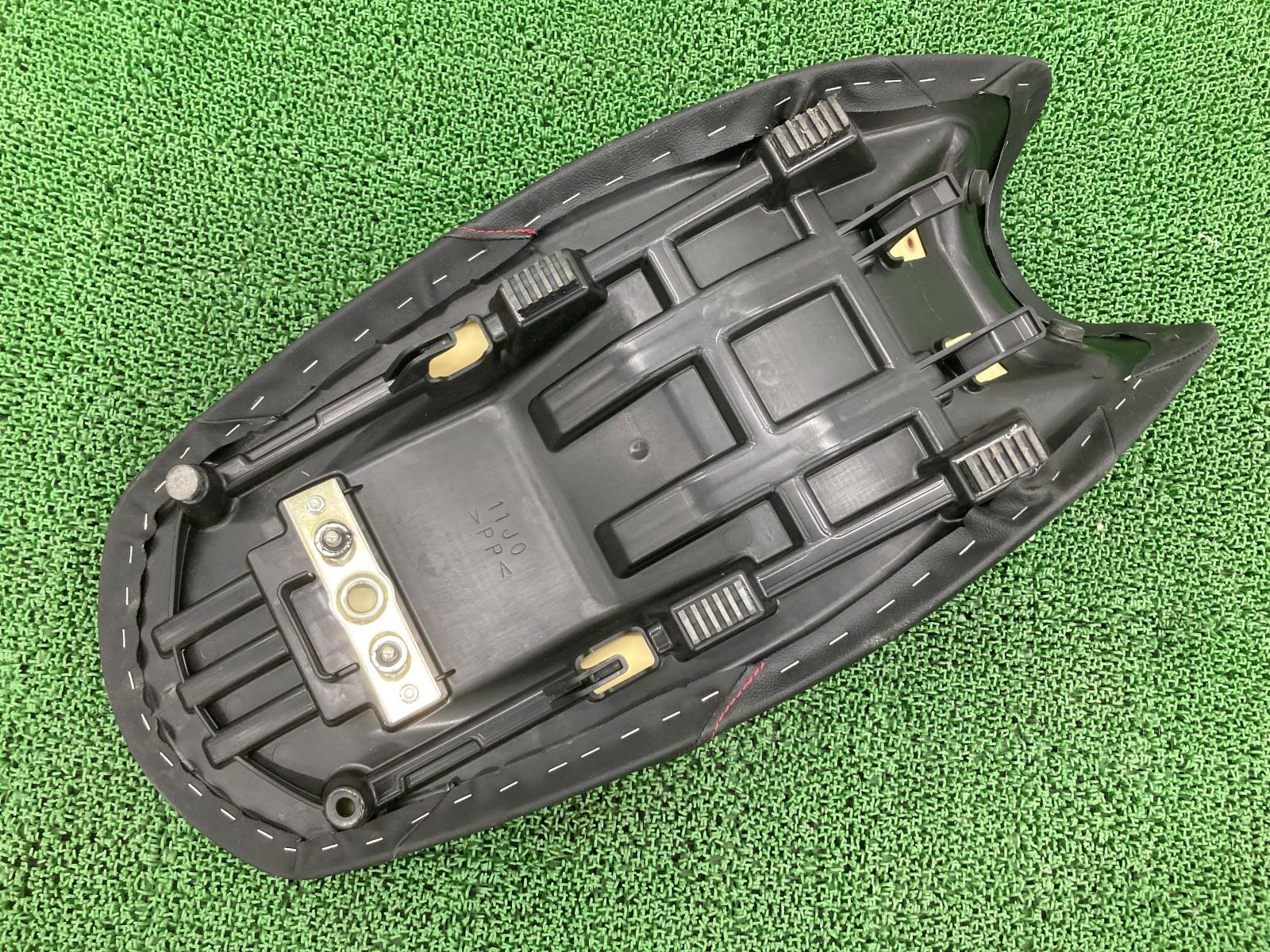 スズキV-strom650/XT 純正ローシート スズキV-strom650/XT 純正ローシート スズキV-strom650/XT 純正