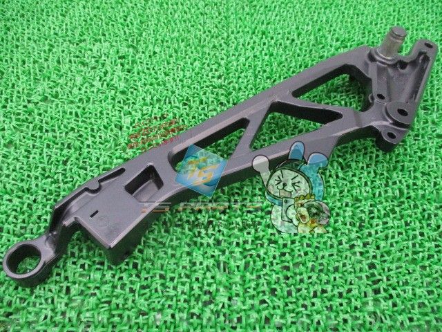 CB400SF メインステップホルダー 右 NC31 在庫有 即納 ホンダ 純正 新品 バイク 部品 廃盤 在庫有り 即納可 車検 Genuine 67 CB400SF メインステップホルダー 右 NC31 在庫有 即納 ホンダ 純正