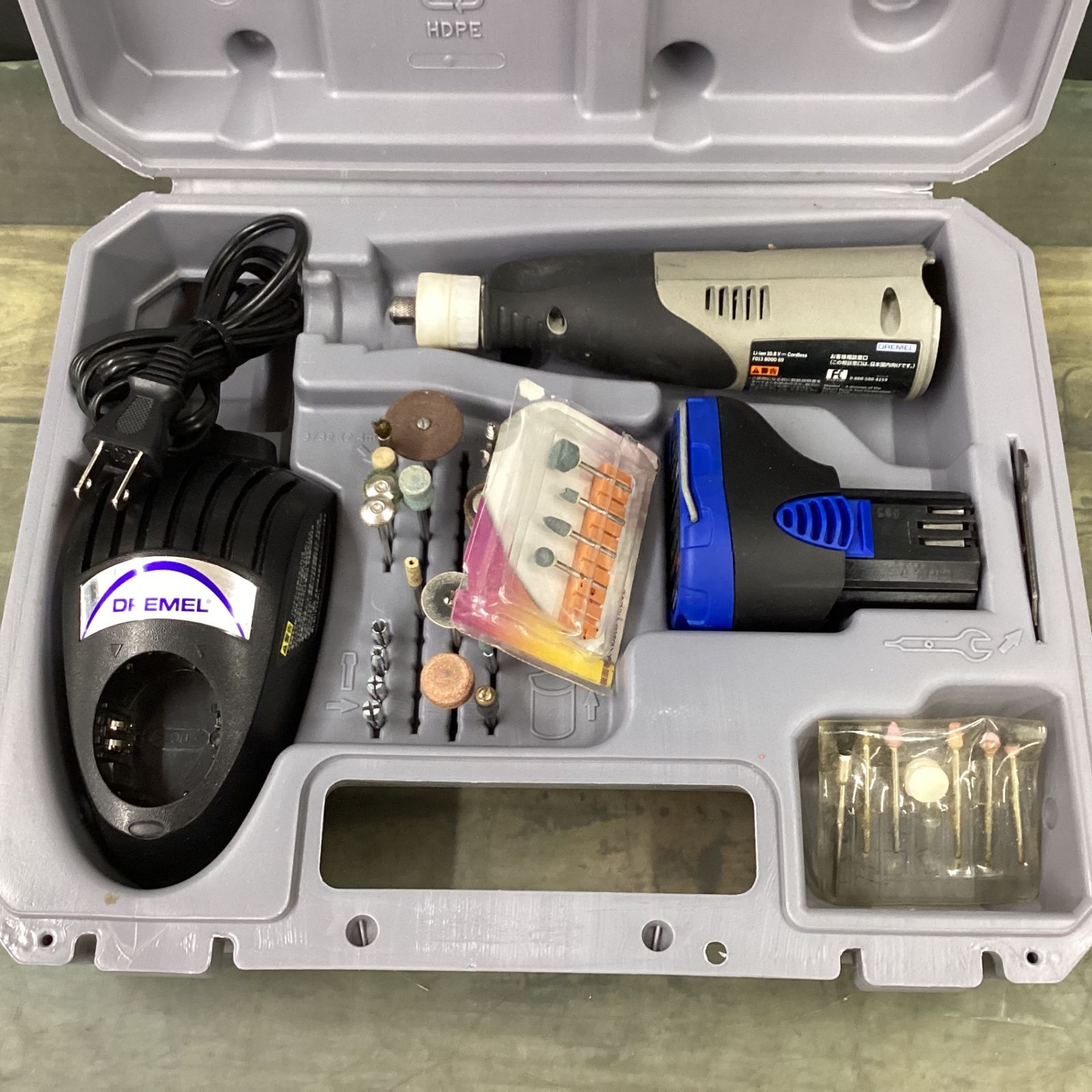 DREMEL コードレスロータリーツール 800 【東大和店