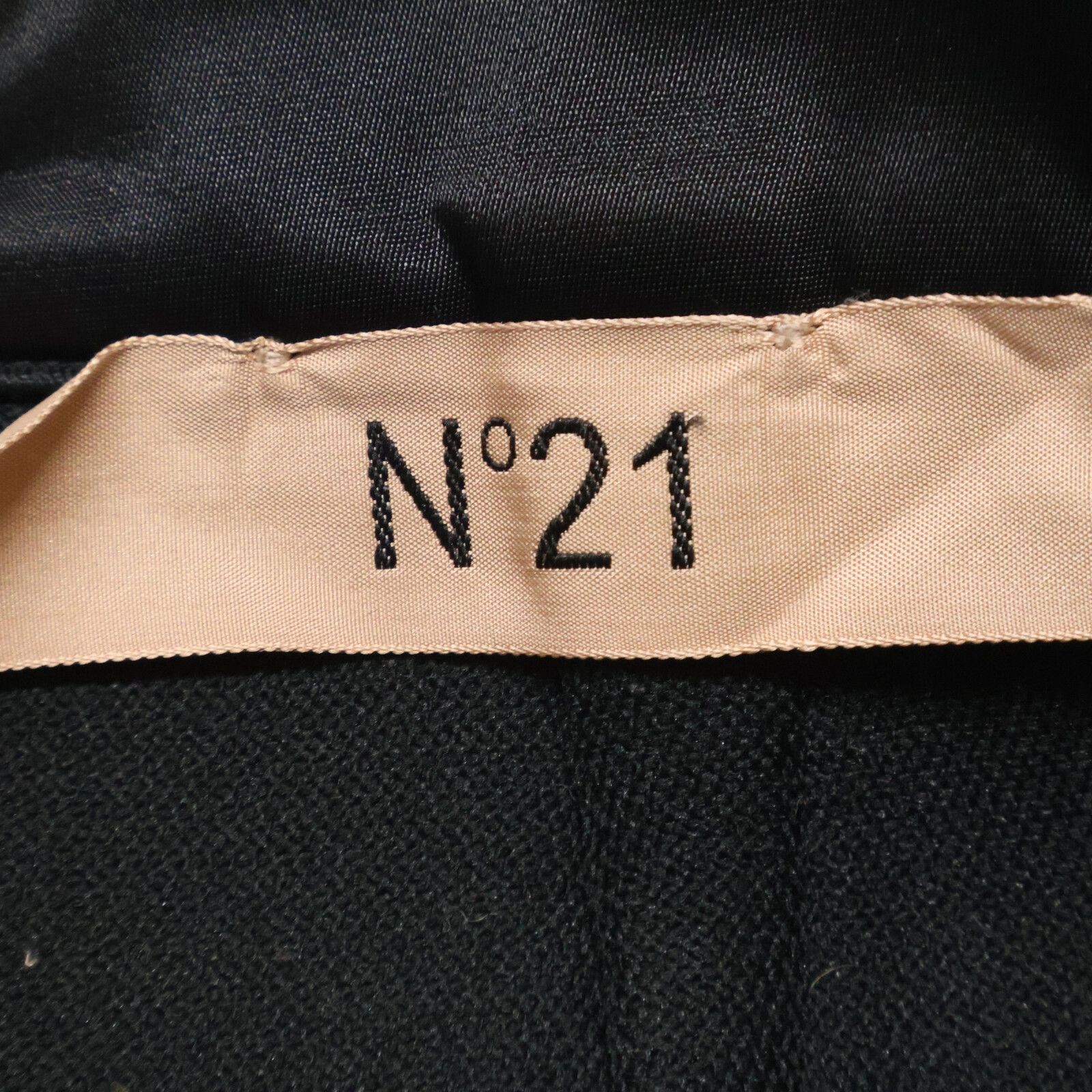 N゜21 ヌメロ
