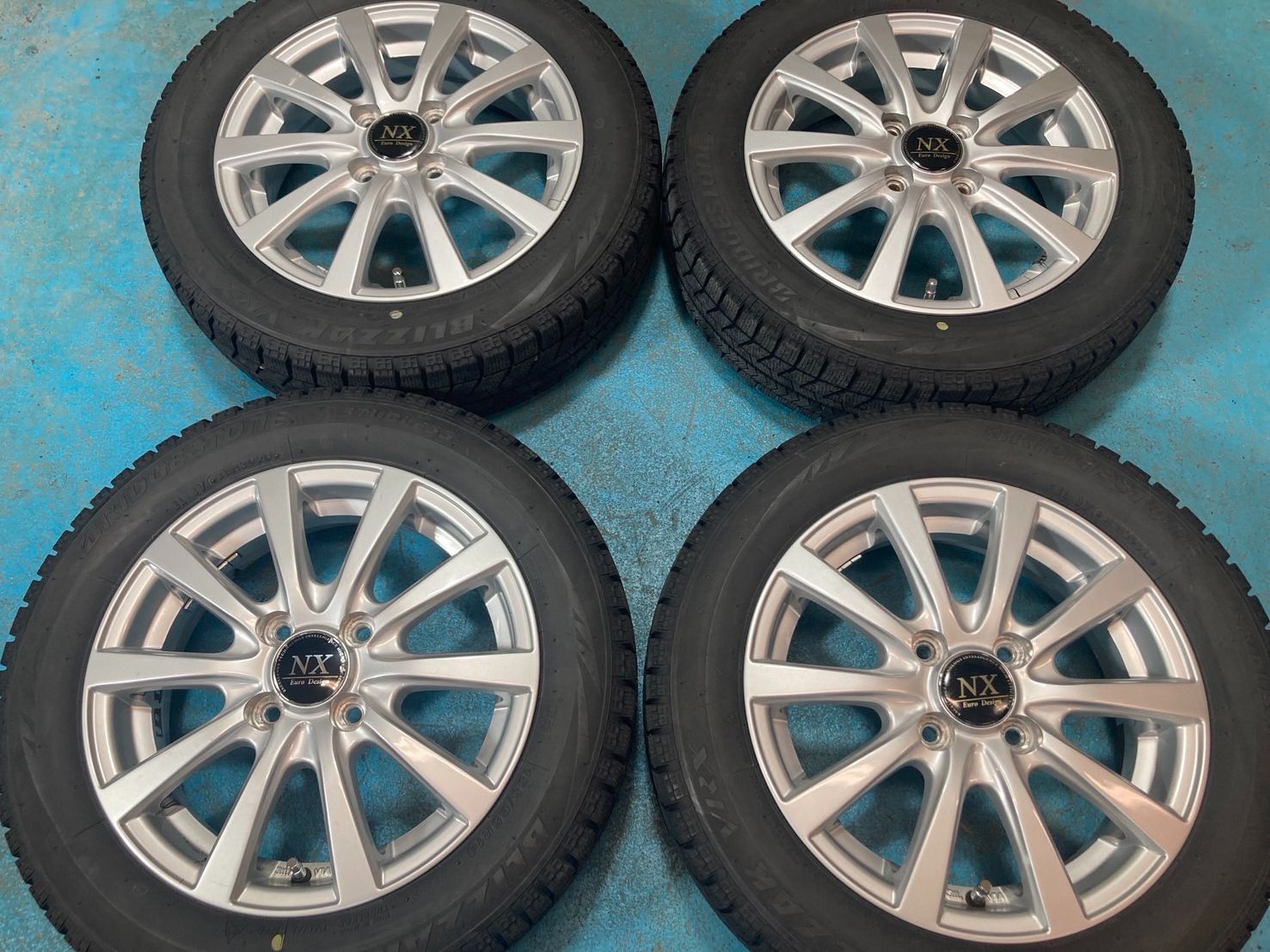 中古スタッドレスセット NX 14インチ 4.5j +43 4H ブリヂストン VRX 155/65R14 2020年製 N-BOX タント デイズ　軽自動車に