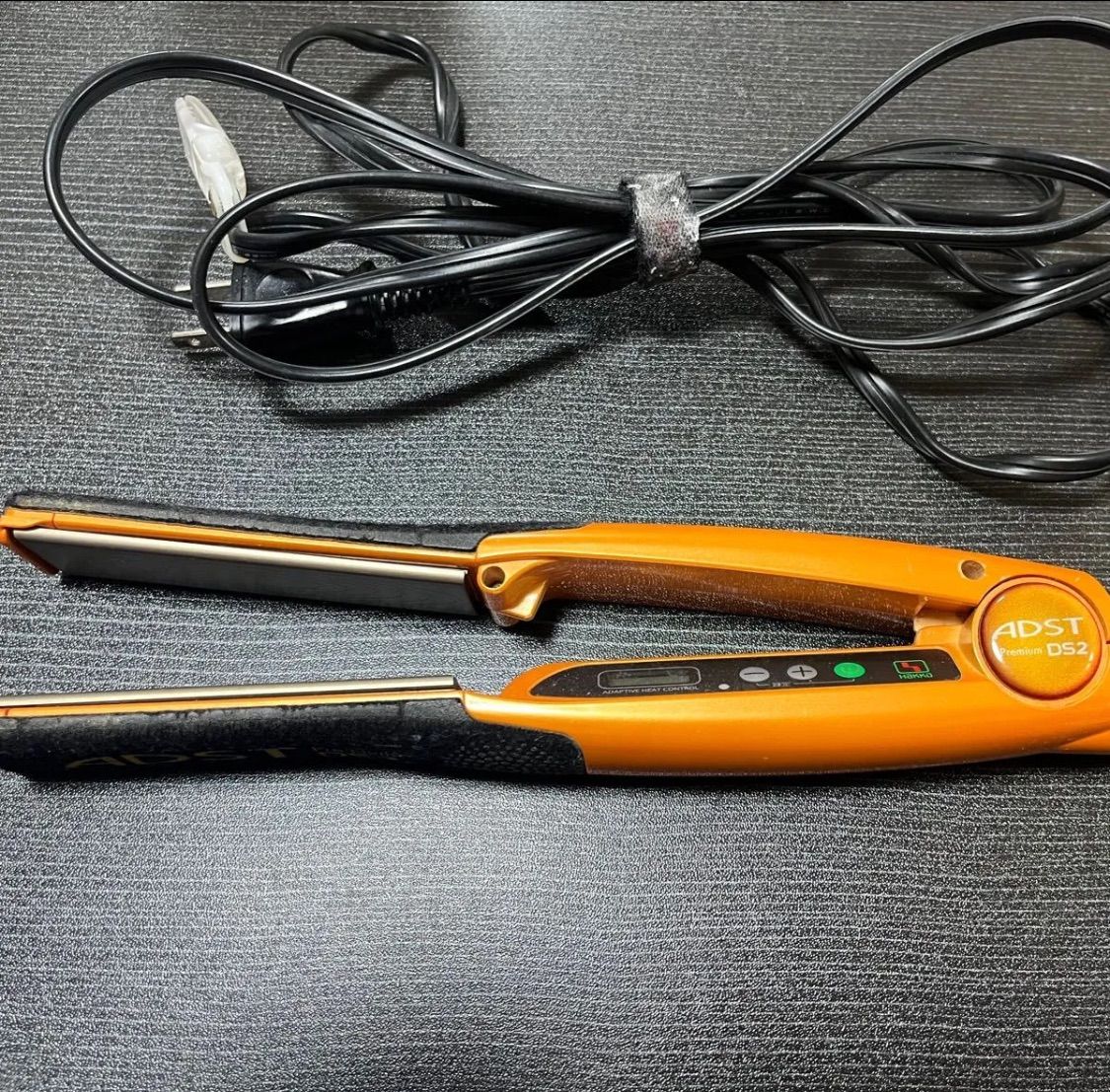 ADST Premium DS2 アドスト ストレートヘアアイロン - メルカリ
