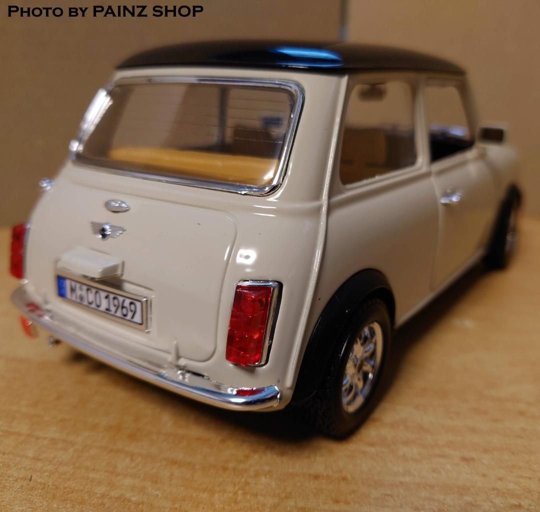 1/18 ミニクーパー Mini Cooper 1969 ダイキャスト製ブラーゴ Amazon | Bburago ミニクーパー (1969) ダイキャストモデルカー