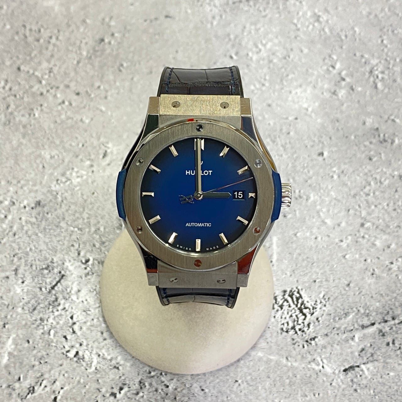 【中古】 HUBLOT ウブロ クラシック・フュージョン メンズ腕時計 542.NX.6670.LR.JPN18 チタニウム ディープブルー 日本限定 メディア掲載モデル 939