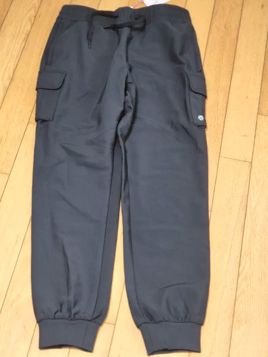 ウィット HUIT スリム カーゴ ジョガーパンツ HTWJG2K02T