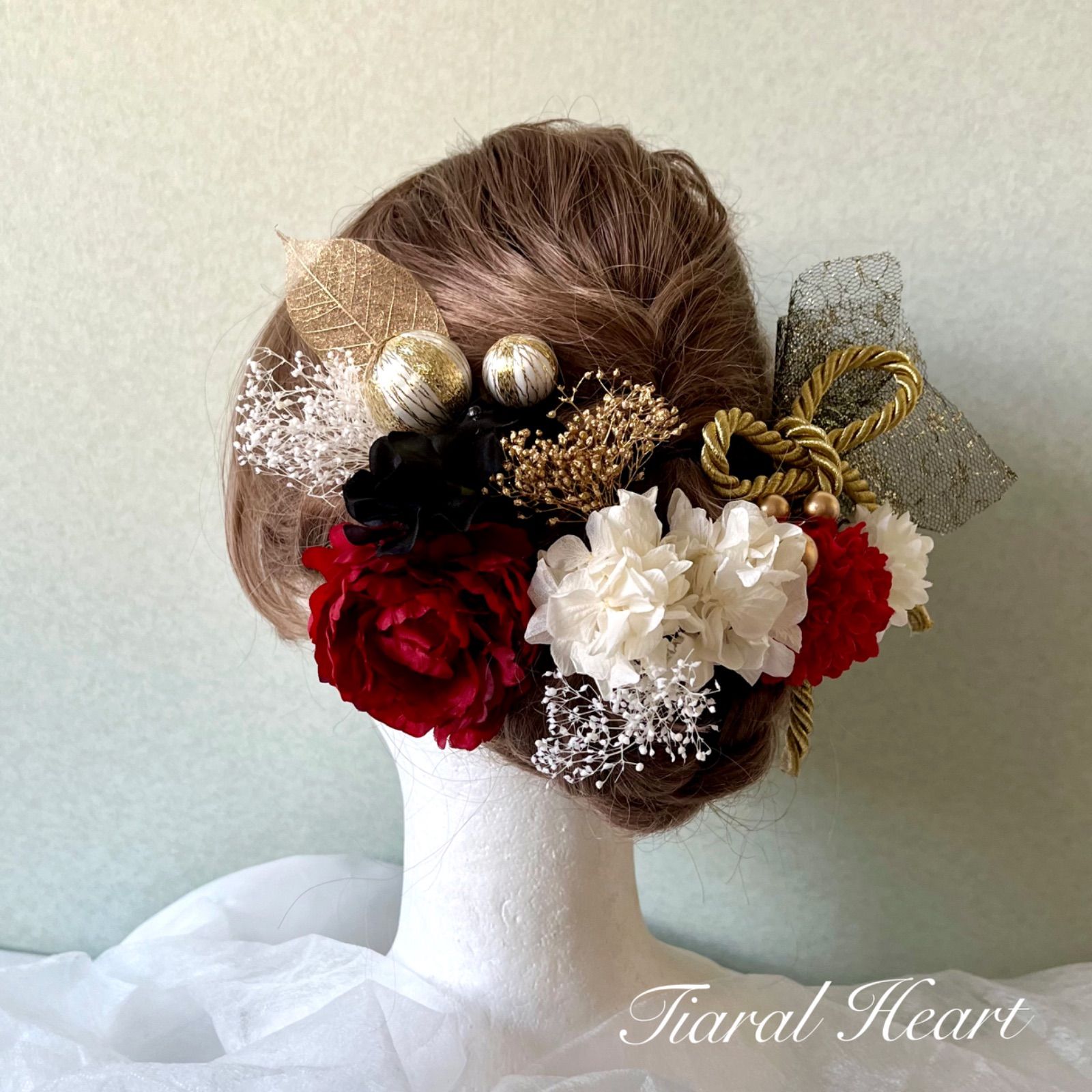 髪飾り 成人式 結婚式 卒業式 赤黒 〜ピオ二ーRED&GOLD 紐リボン