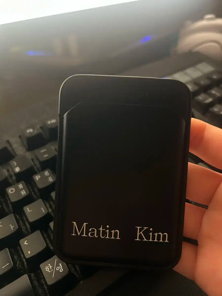 【雷市場（ポンジャン）商品韓国直送】 Matin Kim(マーティンキム) MagSafe マグセーフ