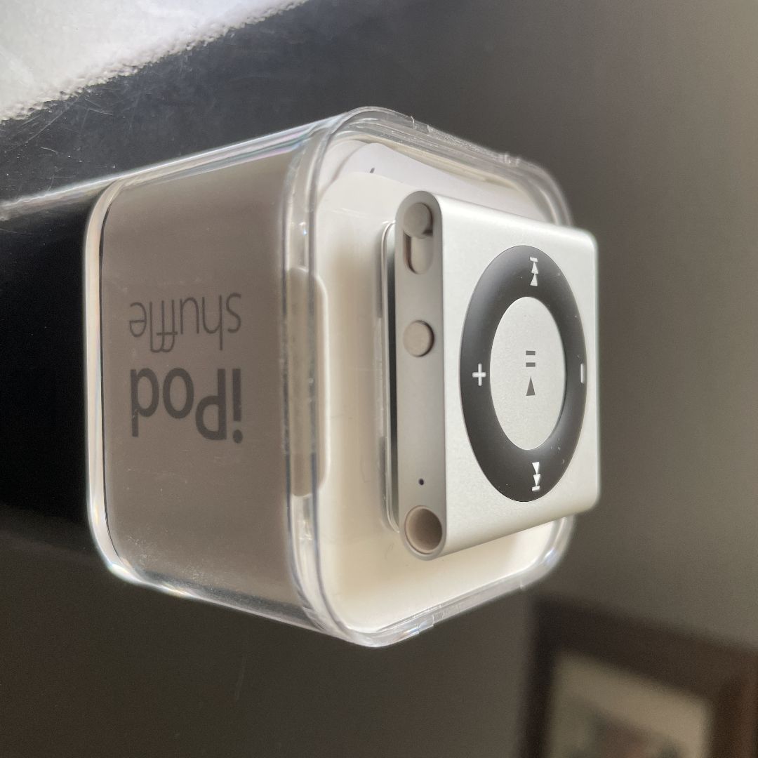 APPLE iPod shuffle IPOD SHFL 2GB2012 MD… - ポータブルプレーヤー