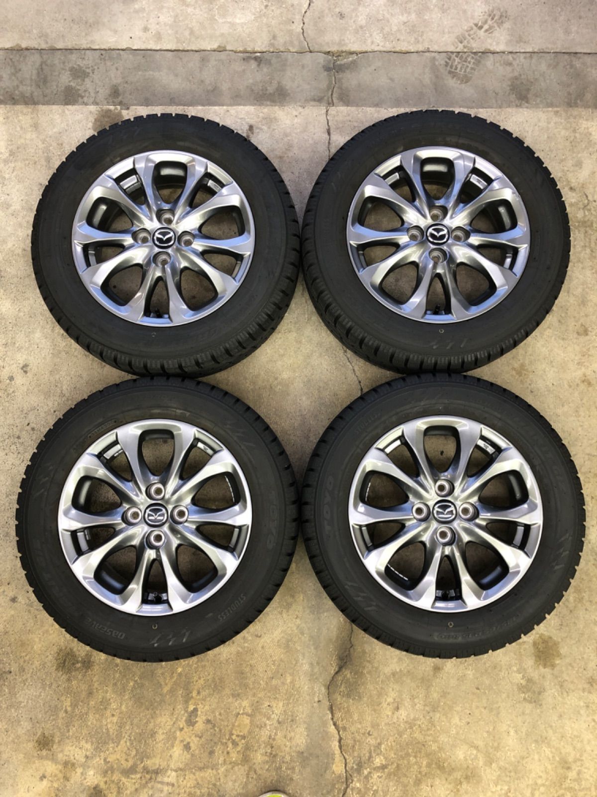 ホイール・TOYO スタッドレス 4本 185/65R15 マツダ2・デミオ他 マツダ デミオ マツダ2 185/65R15 スタッドレス 純正アルミ