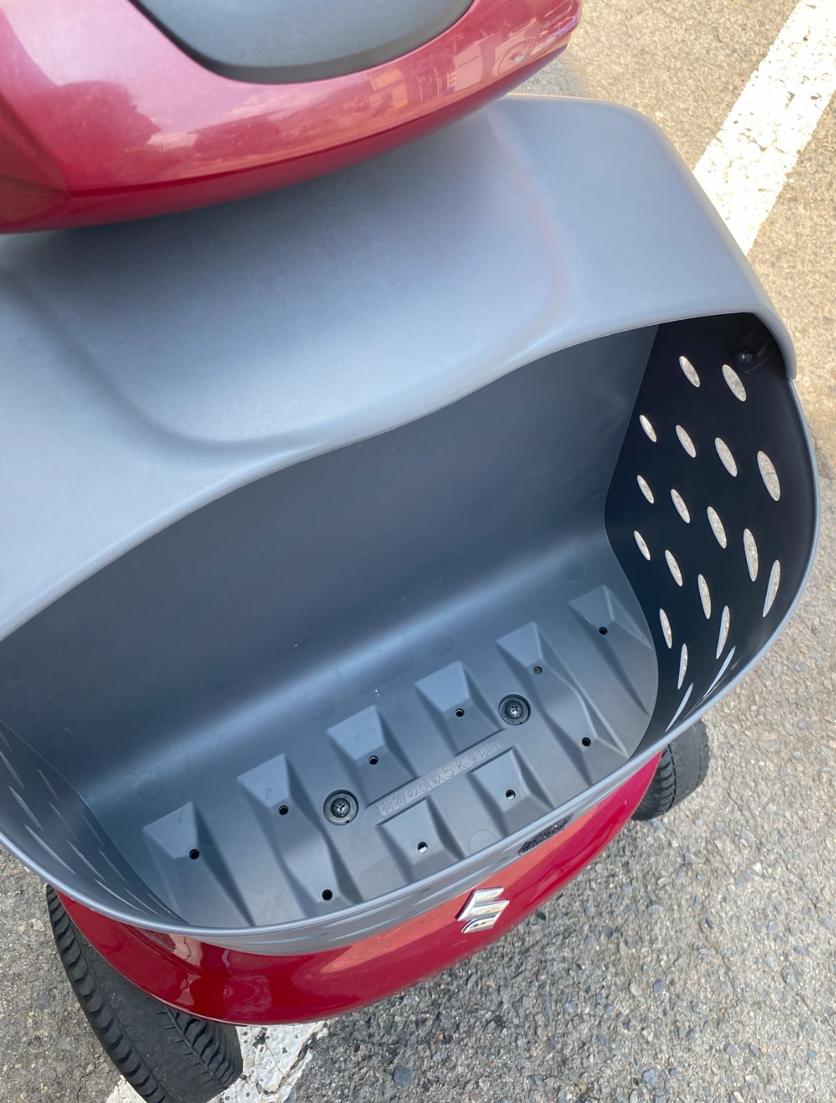 シニアカー メタリックレッド