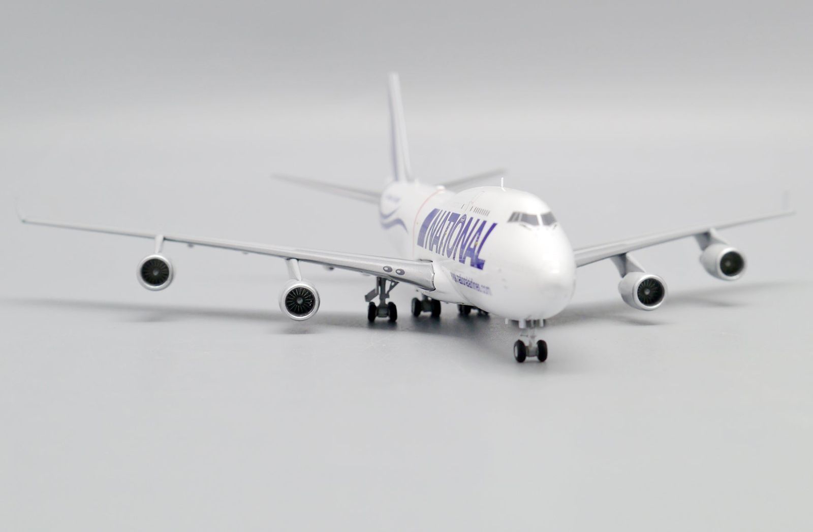 ナショナルエアラインズ 747-400FN756CA