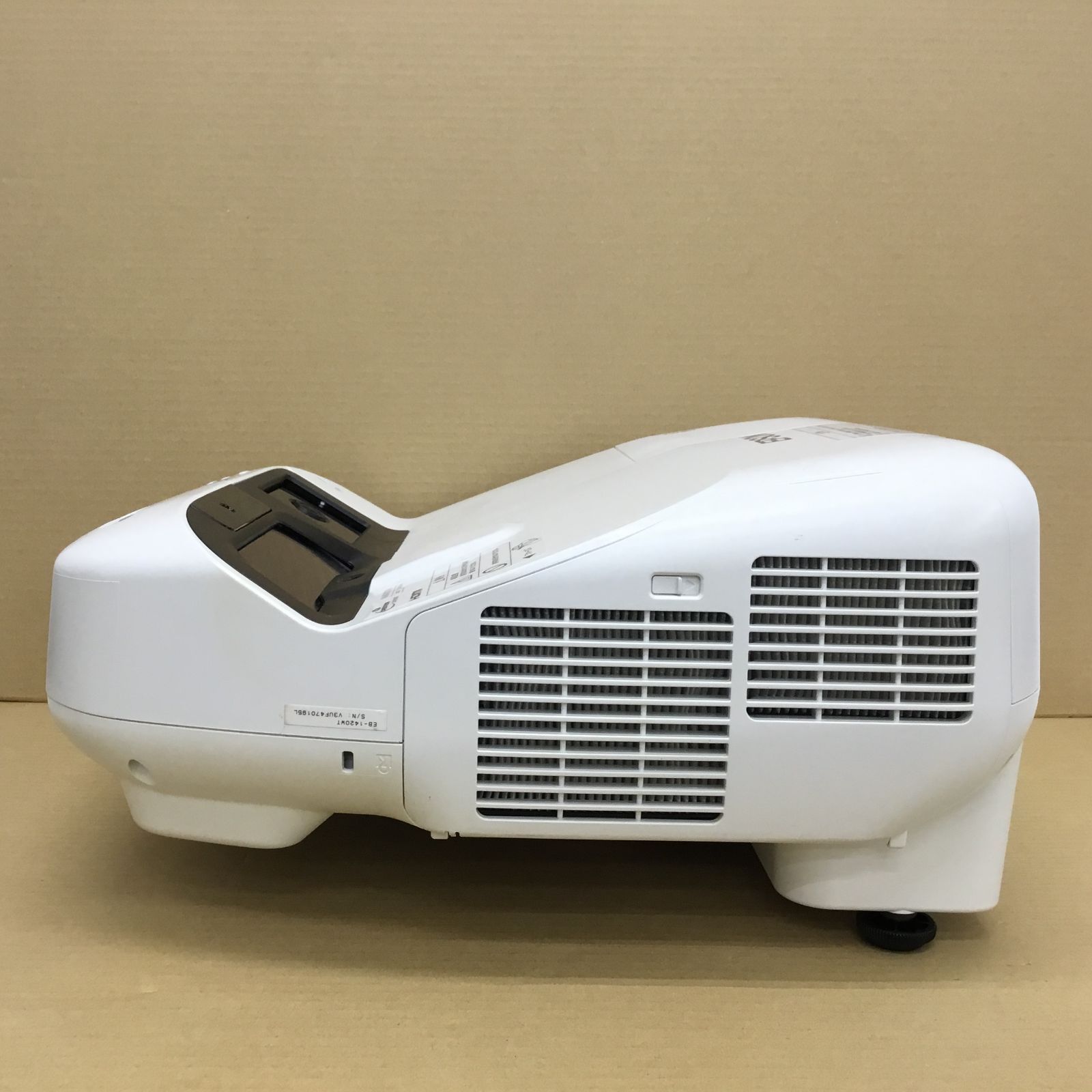 ランプ使用545時間 エプソン プロジェクター EB-1420WT 3300 ランプ使用545時間 エプソン プロジェクター EB-1420WT 3300