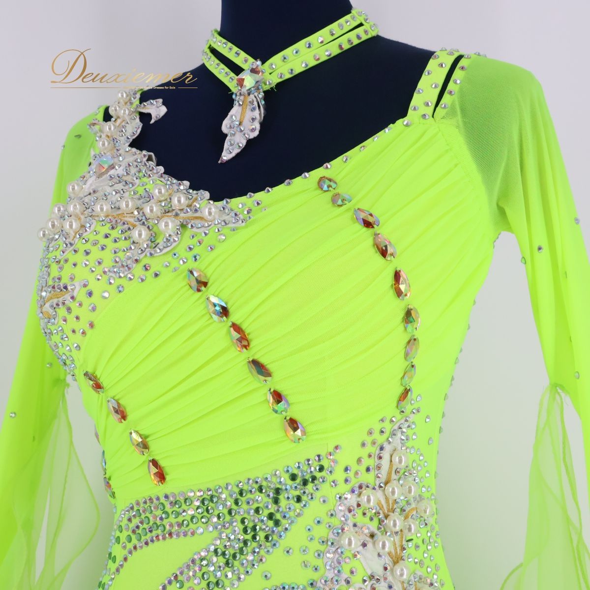 美品 社交ダンス衣装】グリーン ラテン ドレス ワンピース 黄緑 蛍光 長袖