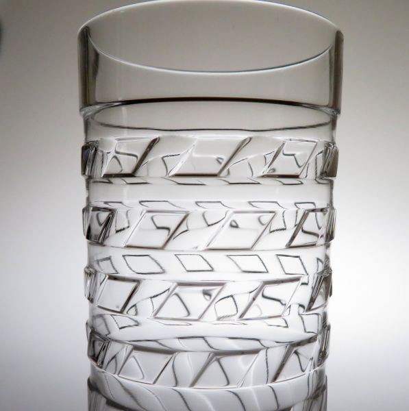 ⭐︎洋3 バカラ　カット　フラワーベース　箱付　高さ21.3㎝　東Y7-0904② ⭐︎洋3 バカラ カット フラワーベース 箱付 高さ21.3㎝ 東Y7-0904②