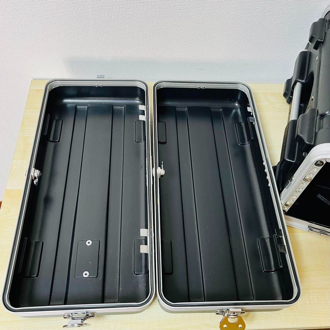 SKB 8U ラックケース（☆ 即決! SKB 82DJ 8U + 2U コンボラック
