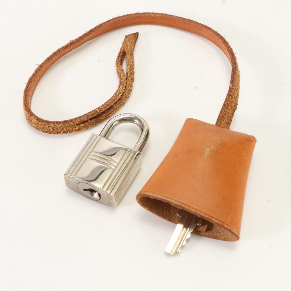 【美品】Hermès エルメス　鍵114番 美品】エルメス カデナ 鍵114番 南京錠 バーキンケリーピコタン