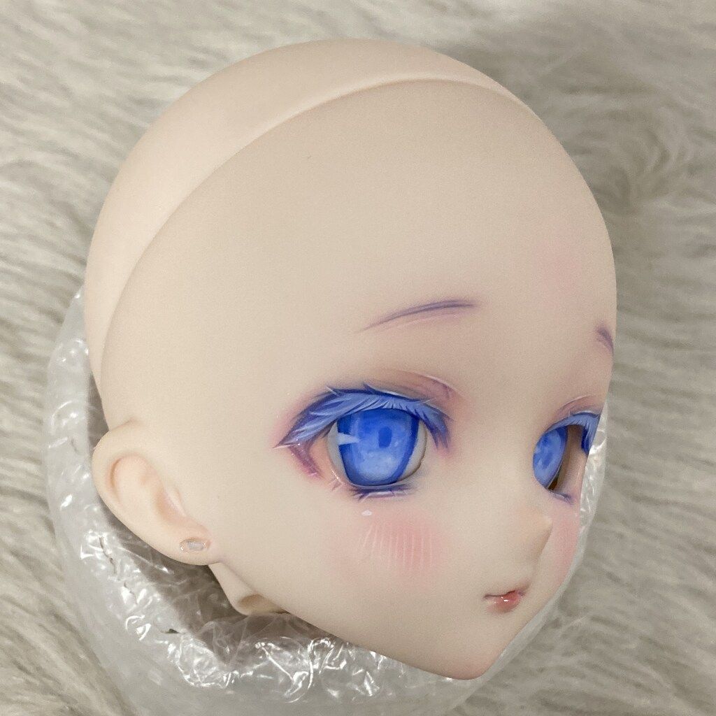 セミホワイト肌