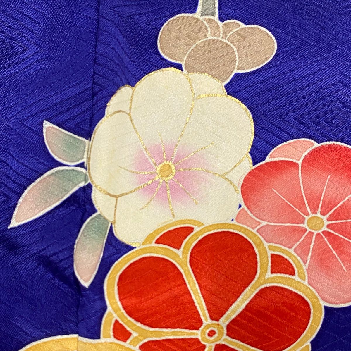 中振袖 正絹 縮緬 金銀彩 金糸 日本刺繍 花草流水 昭和レトロ アンティーク 楽天市場】【中古】 振袖 リサイクル着物 正絹 袷 金銀彩加工