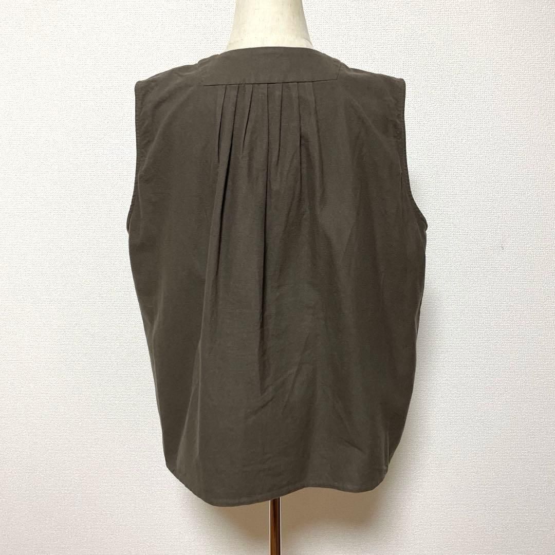 ダークブラウン ノースリーブ
