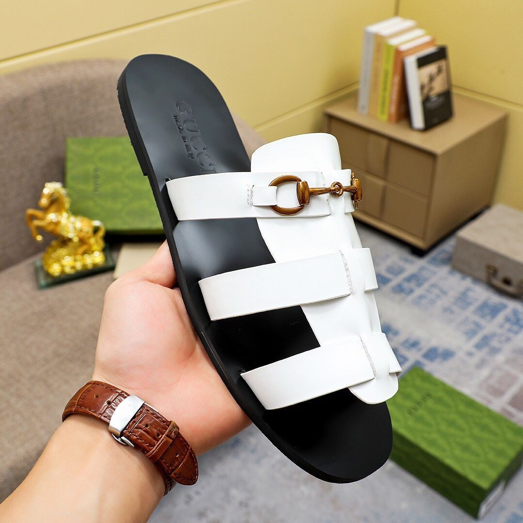 グッチ　サンダル GUCCI グッチ サンダル04-2 - メルカリ