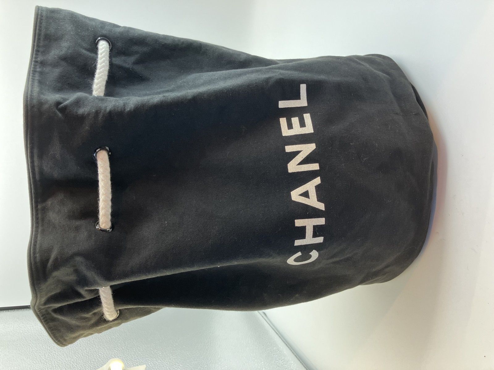 CHANEL プールバッグ ロゴ 高さ40cm(15.75 inch) 直径30cm(11.81