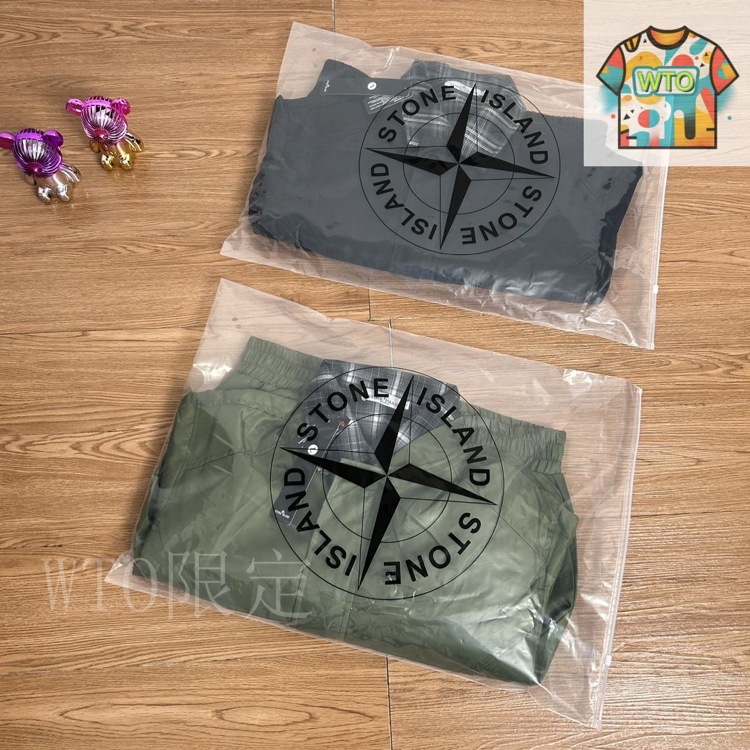 Stone Island チェック柄 ジャケットMサイズ Stone Island チェック柄 ジャケットMサイズ