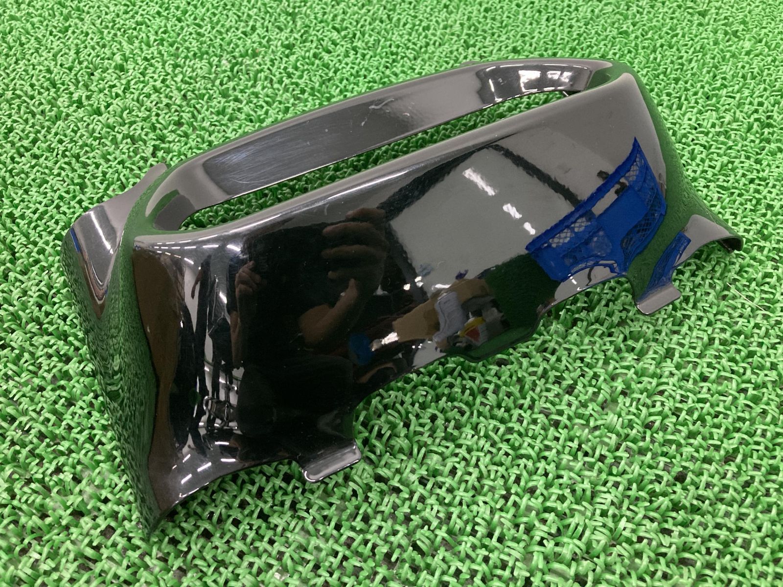 FXFB1750 ヘッドライトカバー ハーレー 純正 中古 バイク 部品