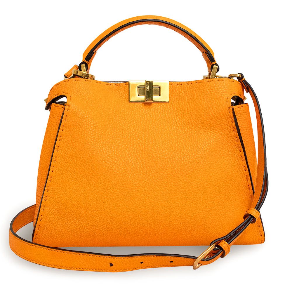ピーカブー アイコニック エッセンシャリー 2WAY 斜め掛け 楽天市場】【美品】フェンディ 【FENDI】 ピーカブー エッセン