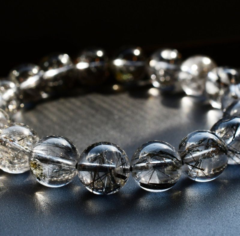 天然の表情が魅力的 11mm ブラックトルマリンインクォーツブレスレット GHB89 安心 守護 浄化 前向き 安定 落ち着き ネガティブ除去 高品質 プレゼント 贈り物 天然石38ｇ 浄化発送 ギフト 京海堂 天然石の卸 京の蔵