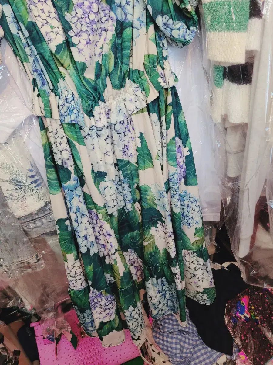 輸入アジサイワンピース