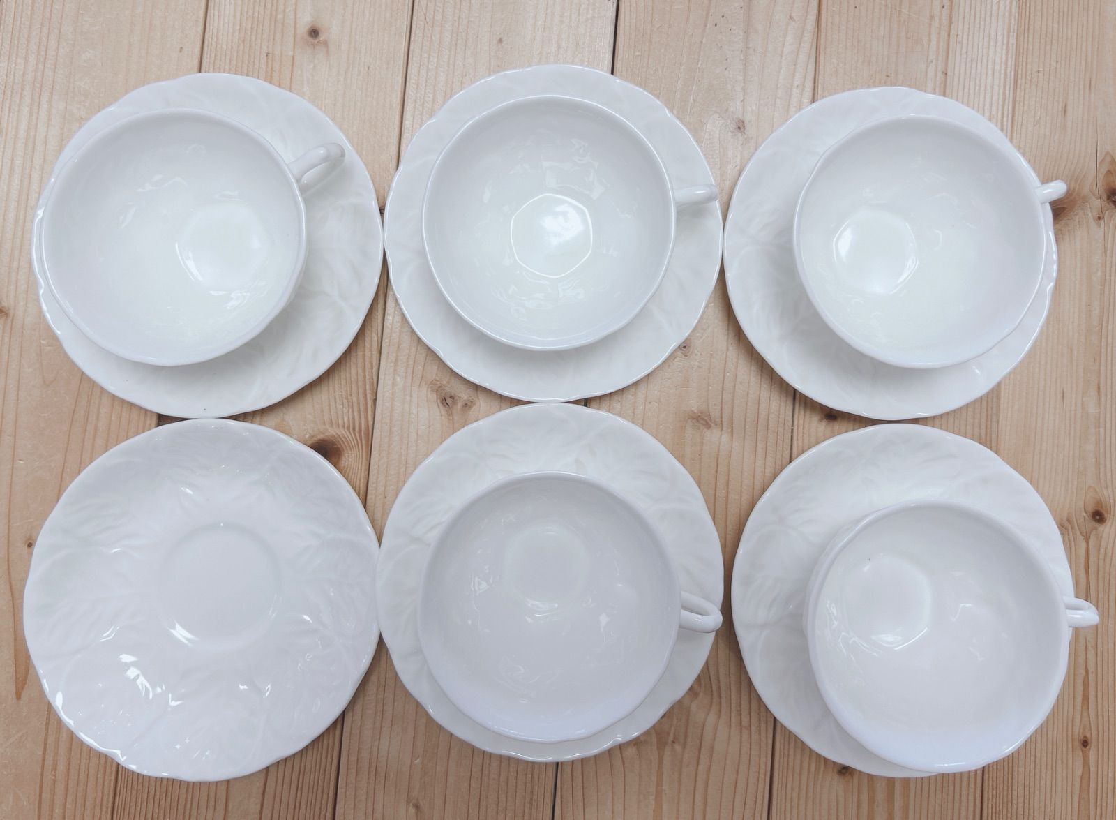 値下げ10000円→9800円】 節約 カントリーウェア ティーカップ＆ソーサ