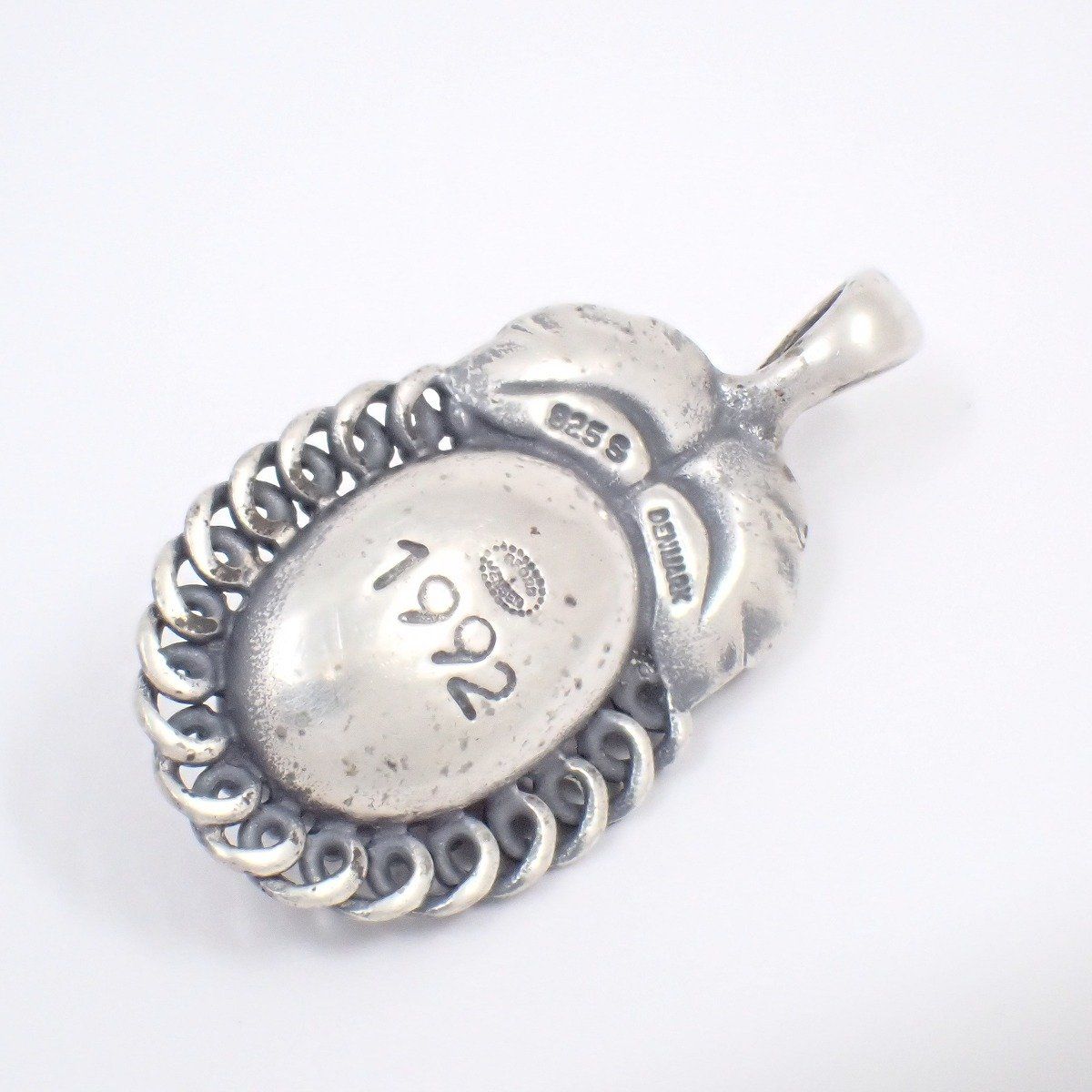 ◇ジョージジェンセン◇ 1992年 イヤー ラピスラズリ ネックレス ヘリテージ ◇ジョージジェンセン◇ 1992年 イヤー ラピスラズリ ネックレス