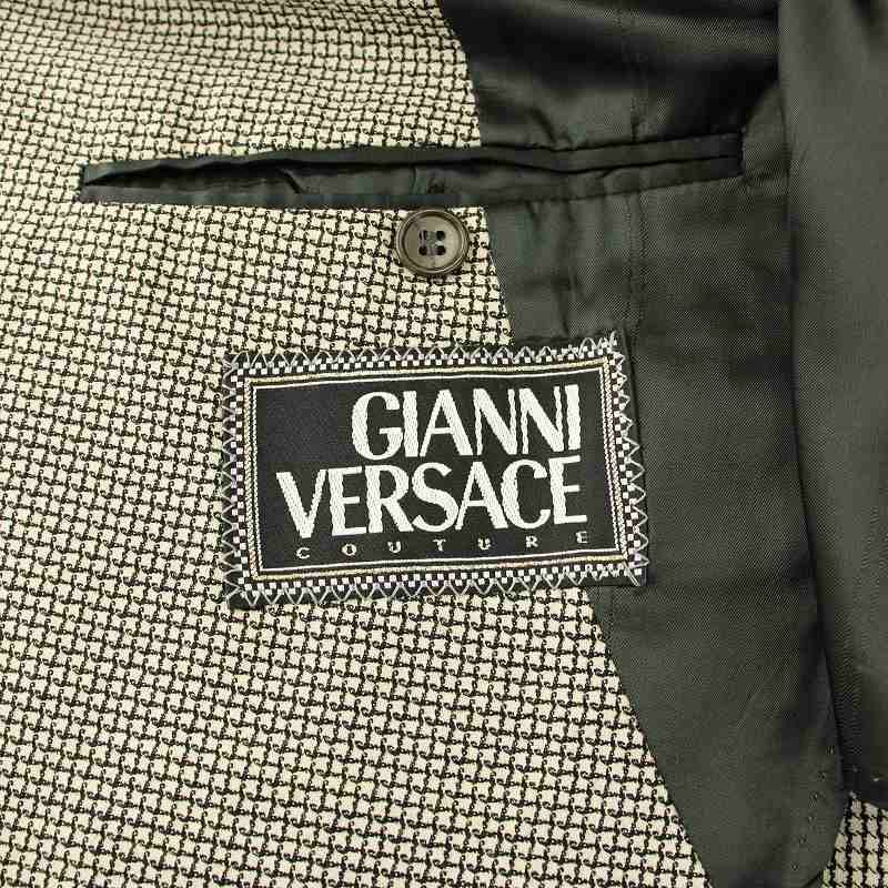 新規購入 ジャンニヴェルサーチ ヴェルサーチェ GIANNI VERSACE ジャケット・アウター