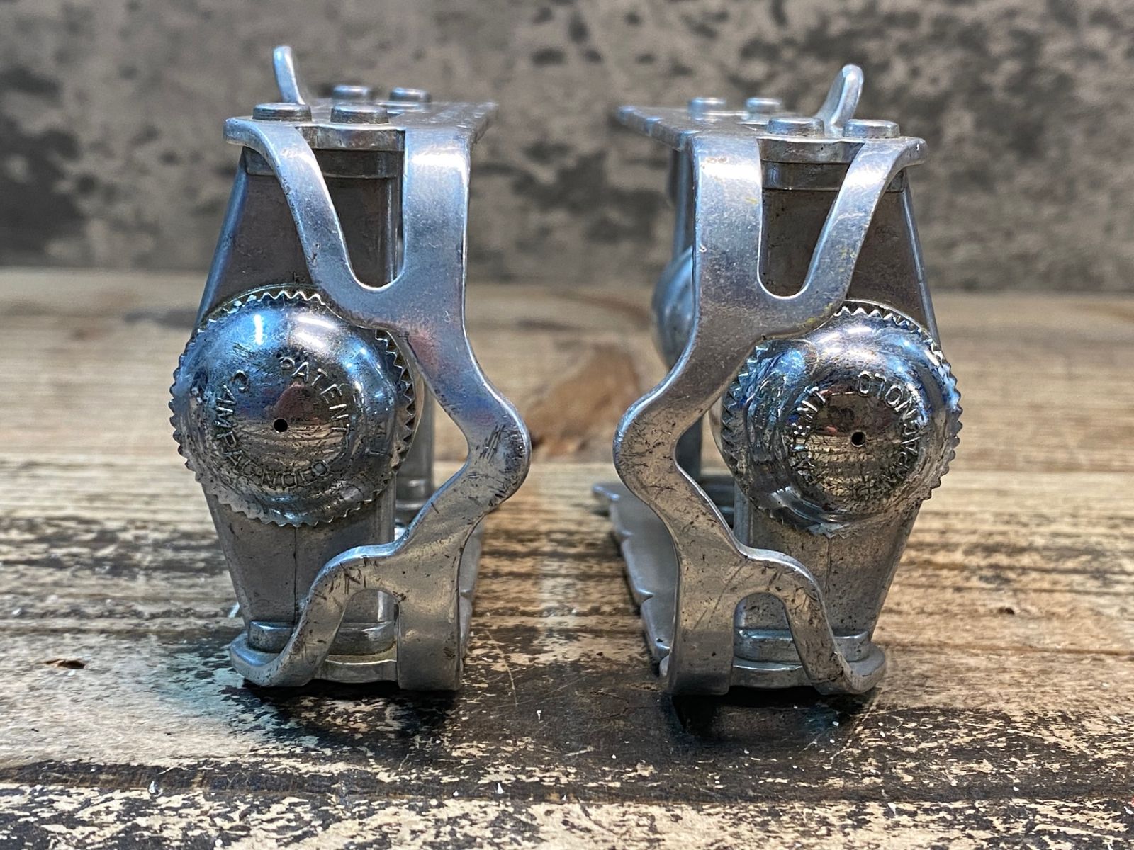 JE515 カンパニョーロ