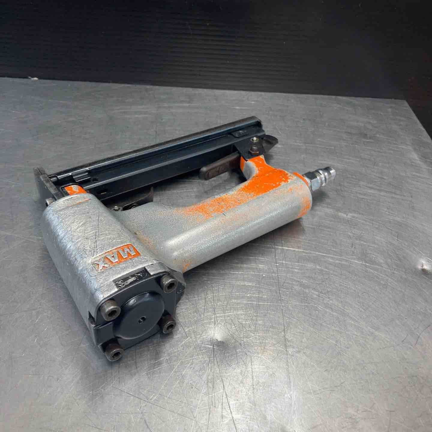 常圧エアタッカ