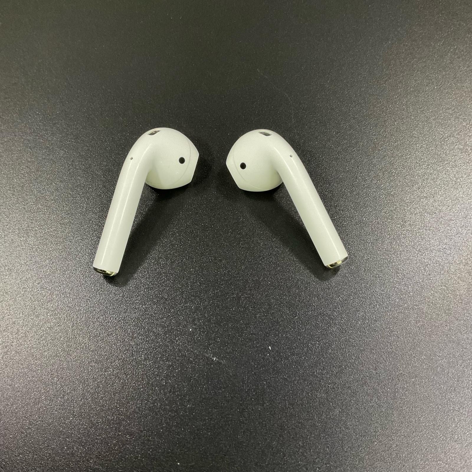 アップル AirPods (第2世代) ブルートゥースイヤホン MRXJ2J/A アップル AirPods with WirelessChargingCase(第2世代)[マイク対応