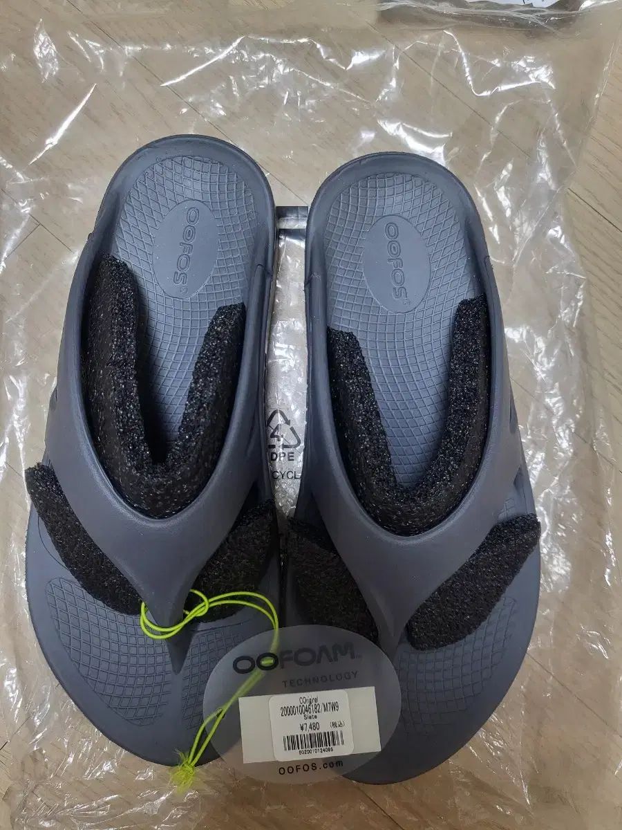 北欧 コスタ ボダ ウルリカフラワーベース オープンマインド H10.5cm