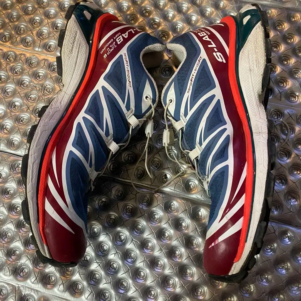 SALOMON サロモン XT ー 6 アシュリー ブルー 白 チェリー トマト 255 サイズ